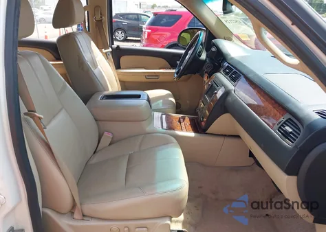 2008 Chevrolet Avalanche 1500 Ltz from USA, damaged, VIN 3GNFK12388G267354